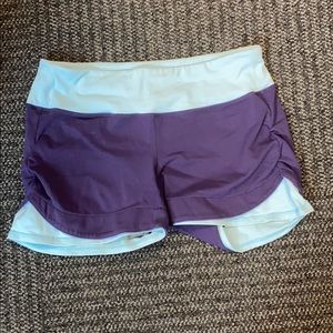Athleta size M shorts EUC